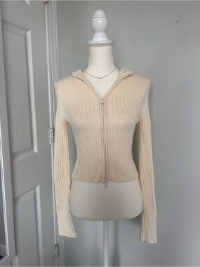 American Eagle Outfitters NWT Cream Ribbed Zip Jacket